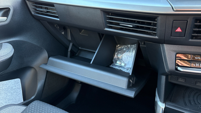 Vauxhall Frontera 83kW GS 44kWh 5dr Auto Electric Estate